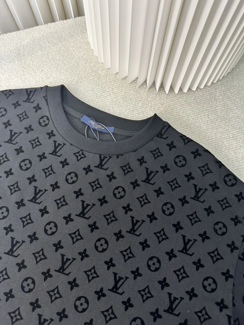 FashionForward Louis Vuitton T-Shirts 132667