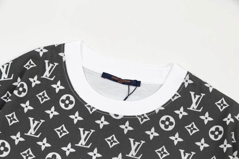 ComfortFit Louis Vuitton T-Shirts 132648