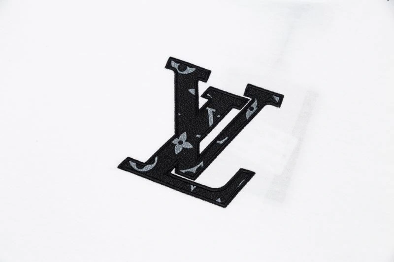 HighPerformance Louis Vuitton T-Shirts 132646