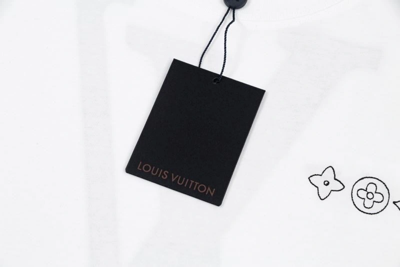 ComfortFit Louis Vuitton T-Shirts 132624