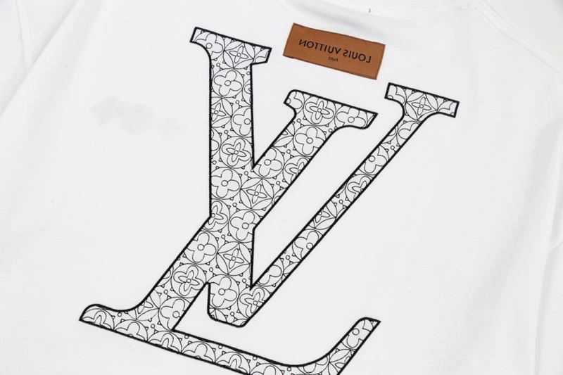 ComfortFit Louis Vuitton T-Shirts 132624