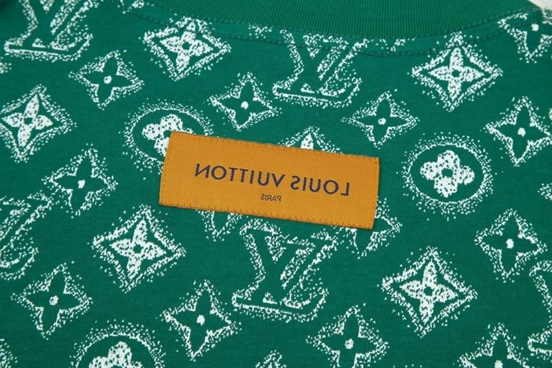 Louis Vuitton T-Shirts UrbanStyle 132623