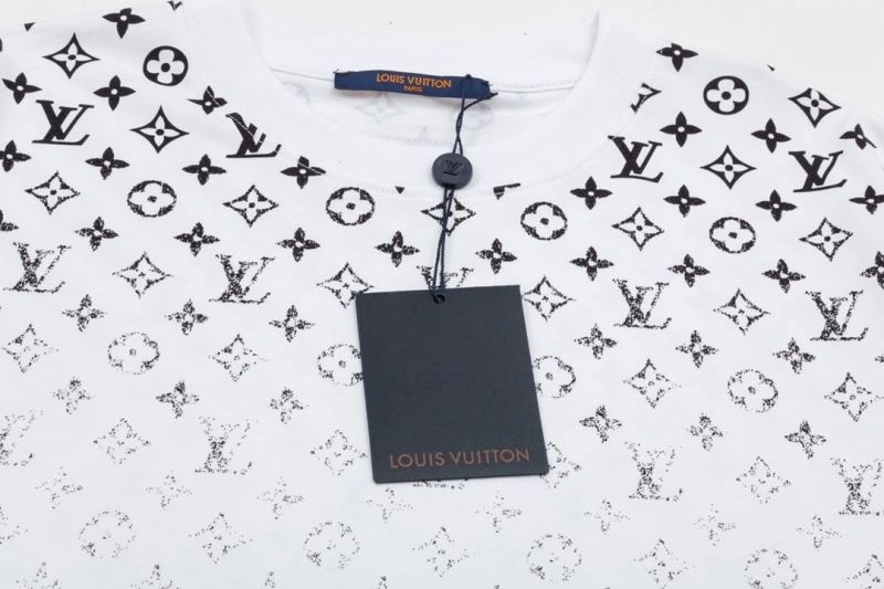 Louis Vuitton T-Shirts Reliable 132619