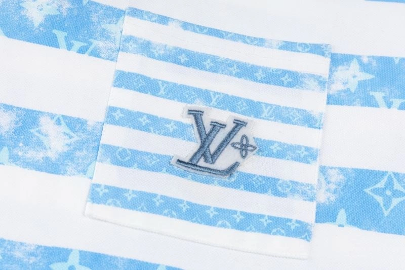 Contemporary Louis Vuitton T-Shirts 132638