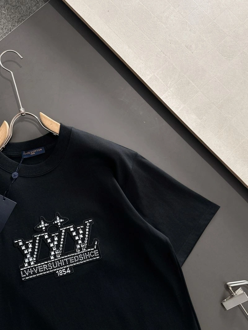 SoftTouch Louis Vuitton T-Shirts 132614