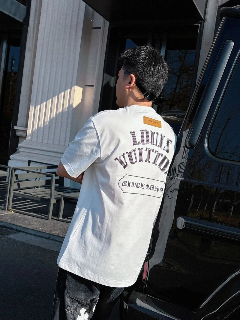 Attractive Louis Vuitton T-Shirts 132617