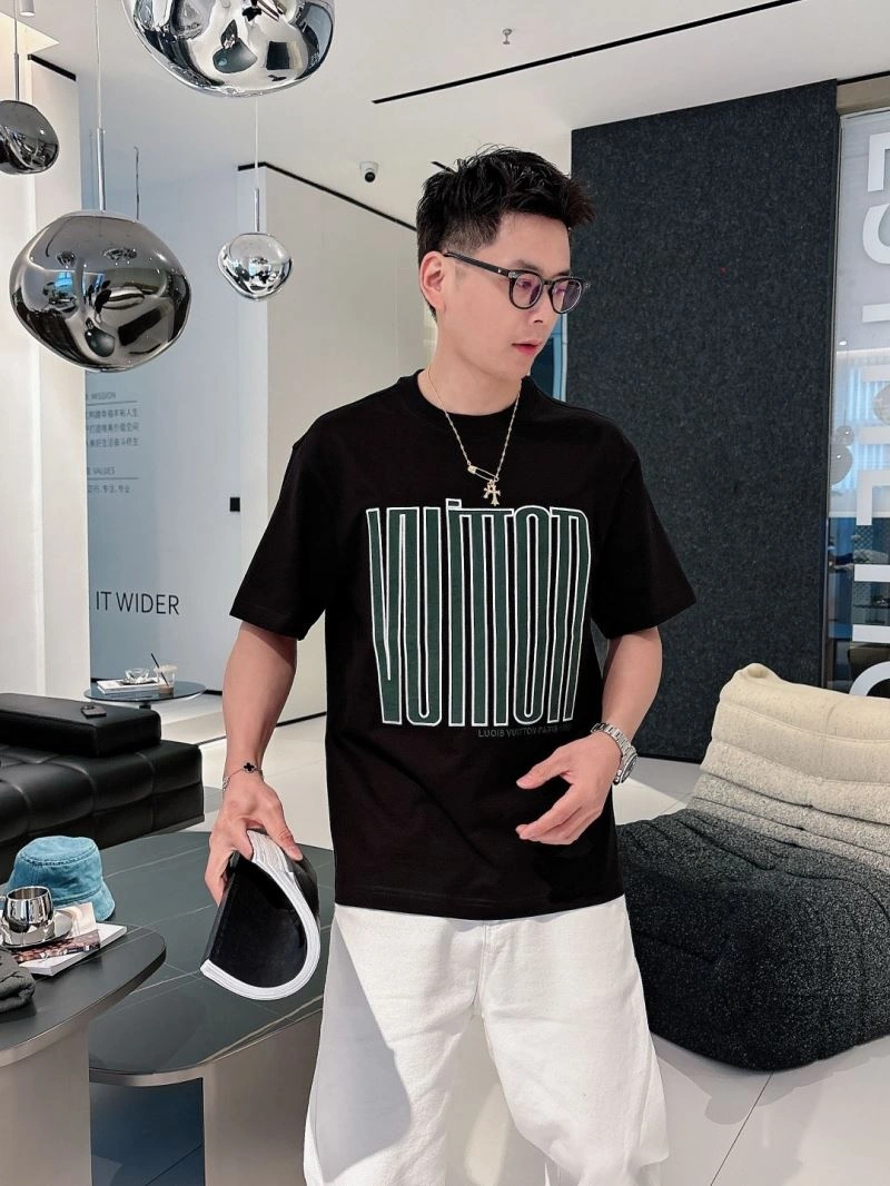 Durable Louis Vuitton T-Shirts 132627