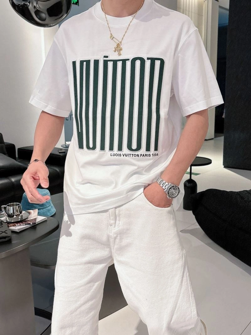 Stretchable Louis Vuitton T-Shirts 132632