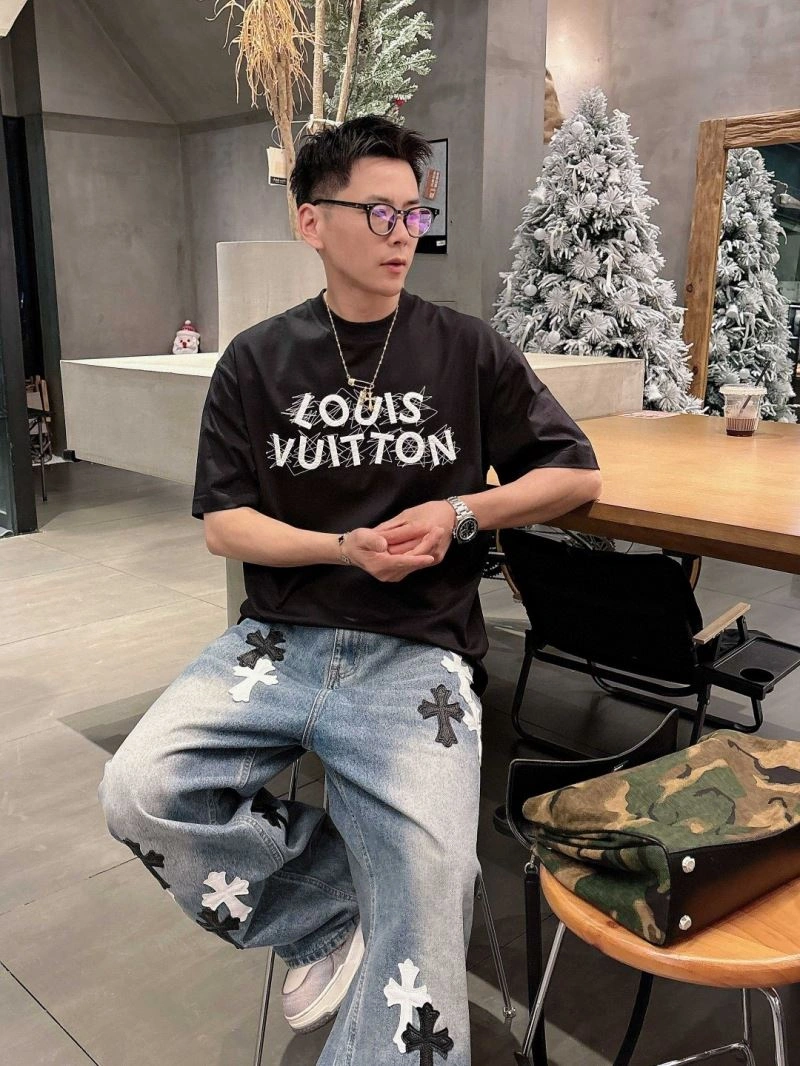 Louis Vuitton T-Shirts Refined 132618