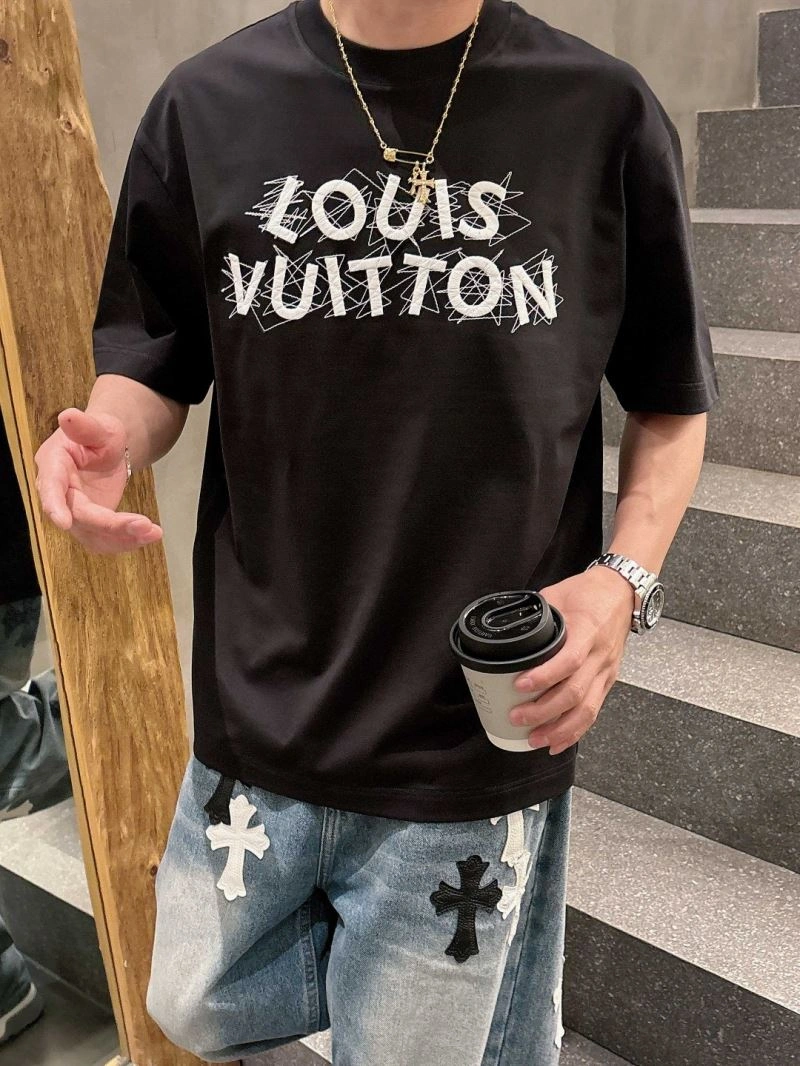 Louis Vuitton T-Shirts Refined 132618
