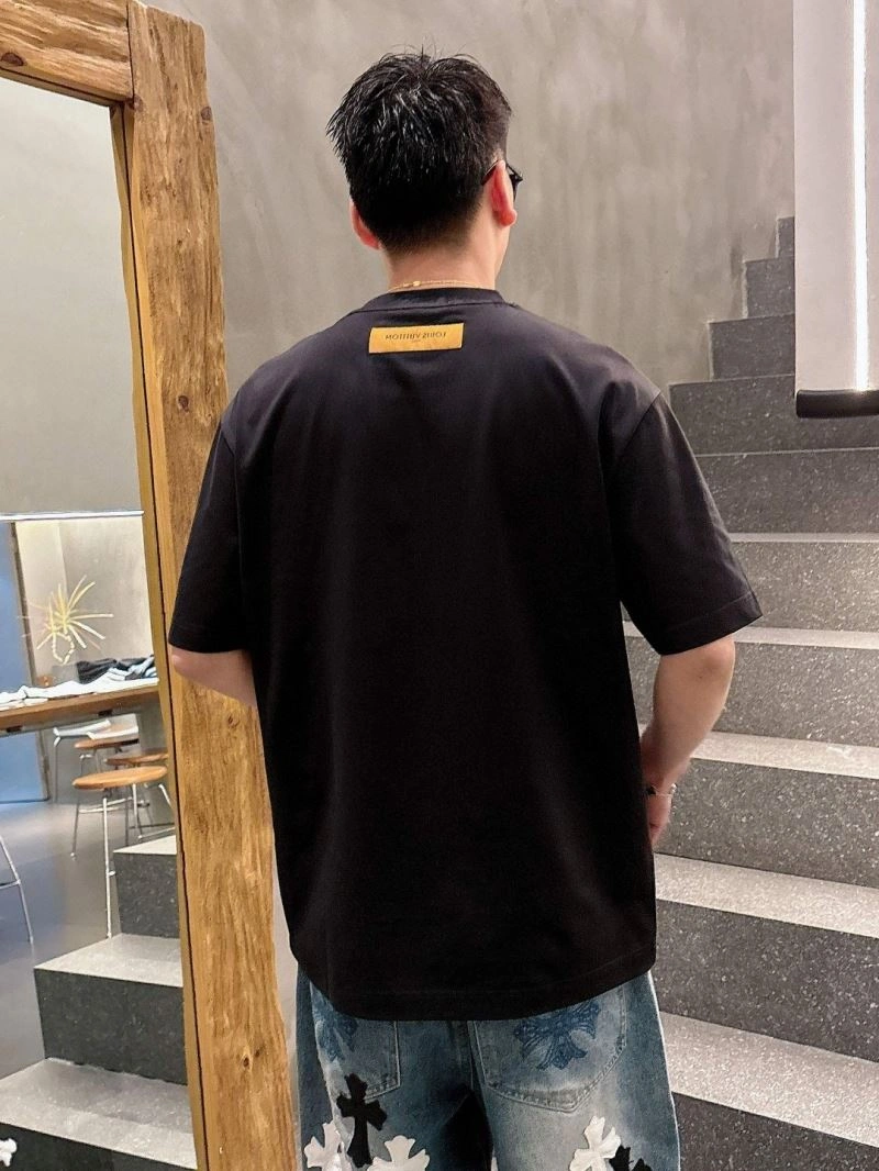 Louis Vuitton T-Shirts Refined 132618