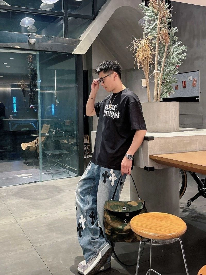 Louis Vuitton T-Shirts Refined 132618