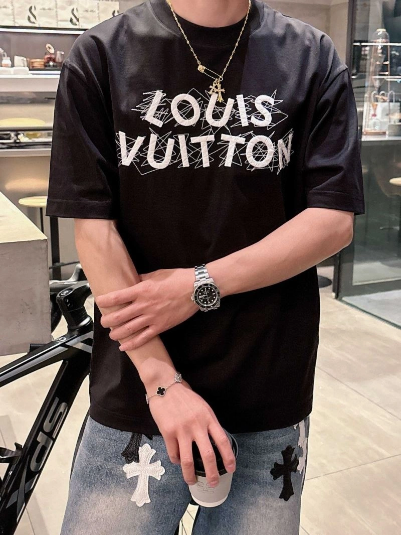 Louis Vuitton T-Shirts Refined 132618