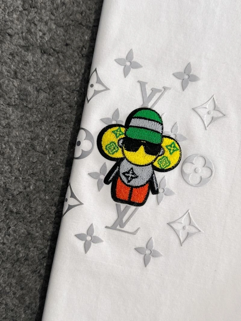 Louis Vuitton T-Shirts Sophisticated 132610