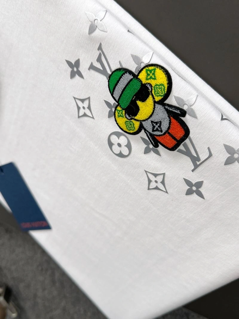 Louis Vuitton T-Shirts Sophisticated 132610