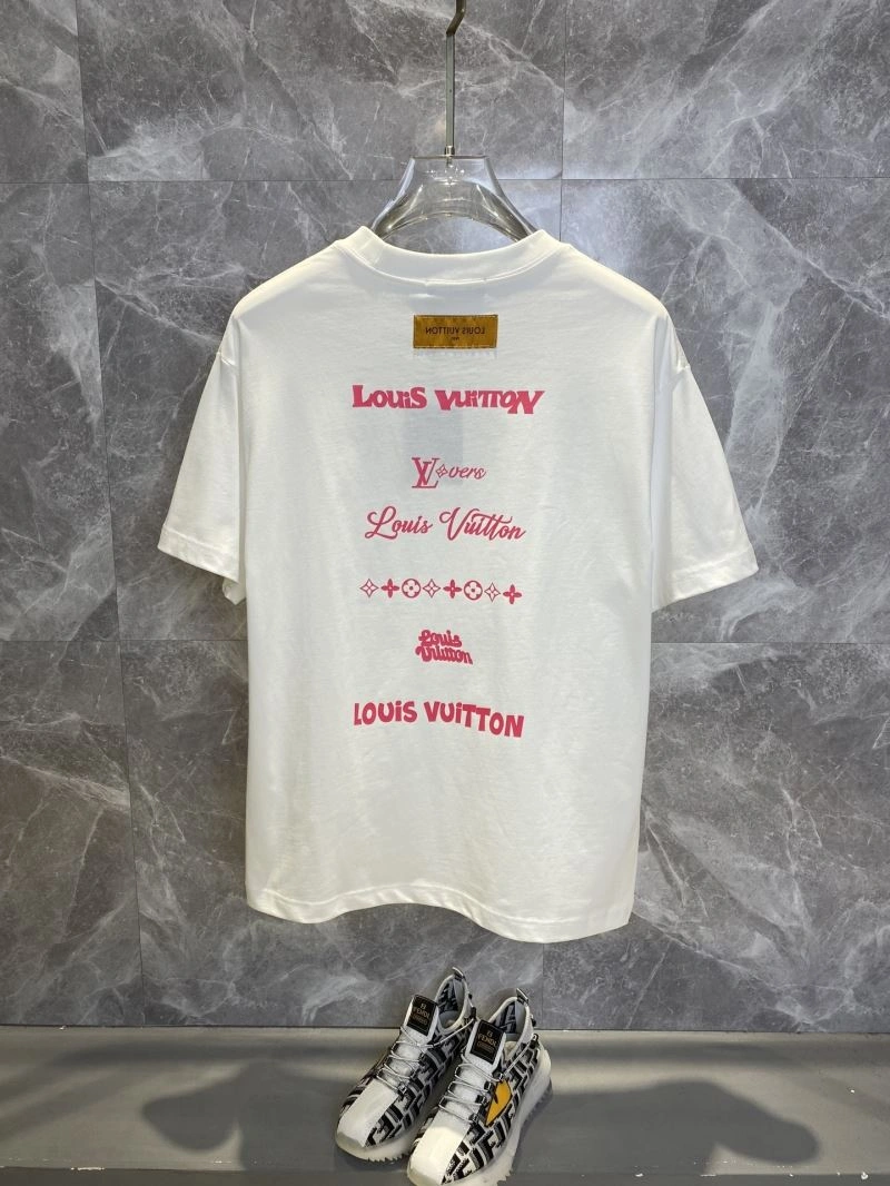 Louis Vuitton T-Shirts Casual 132608
