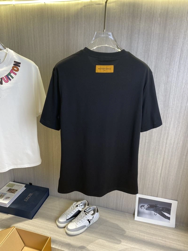WrinkleFree Louis Vuitton T-Shirts 132595