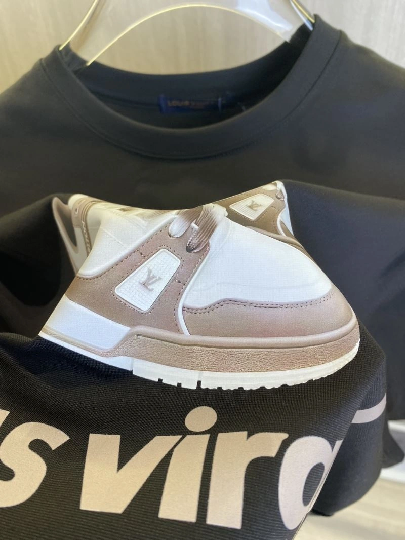 Timeless Louis Vuitton T-Shirts 132598