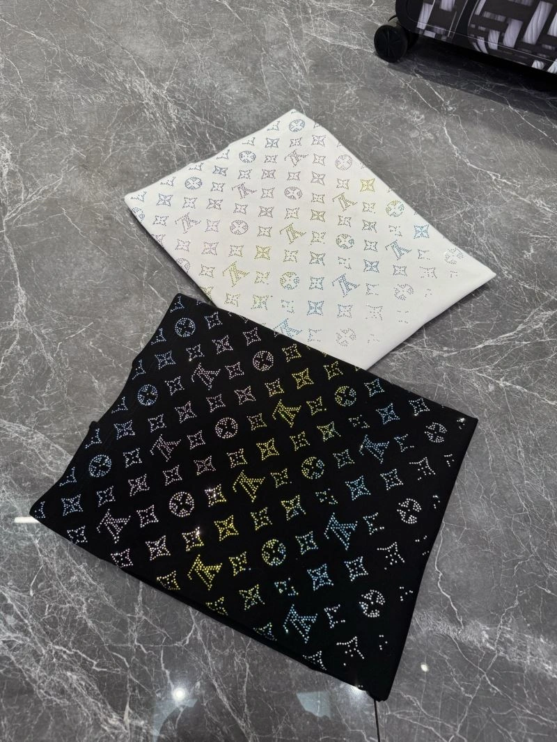 Louis Vuitton T-Shirts HighPerformance 132581