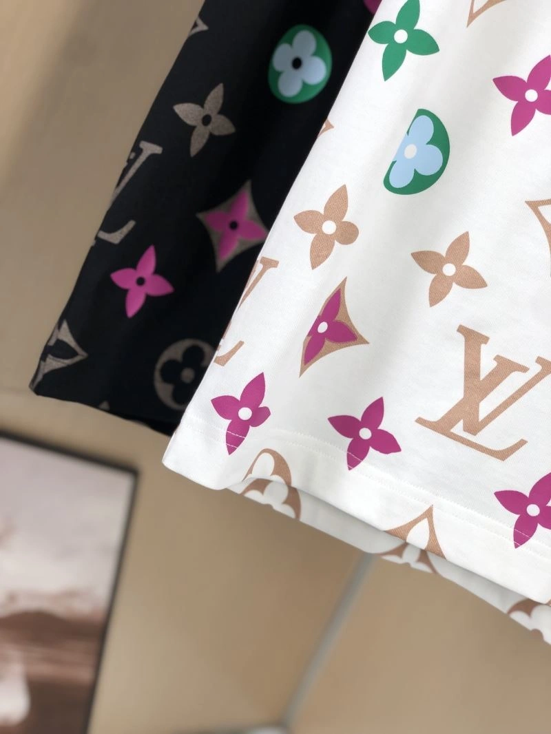 DailyWear Louis Vuitton T-Shirts 132601