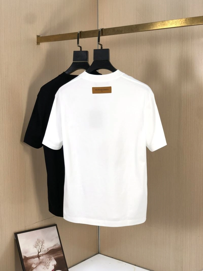 Louis Vuitton T-Shirts Bold 132597