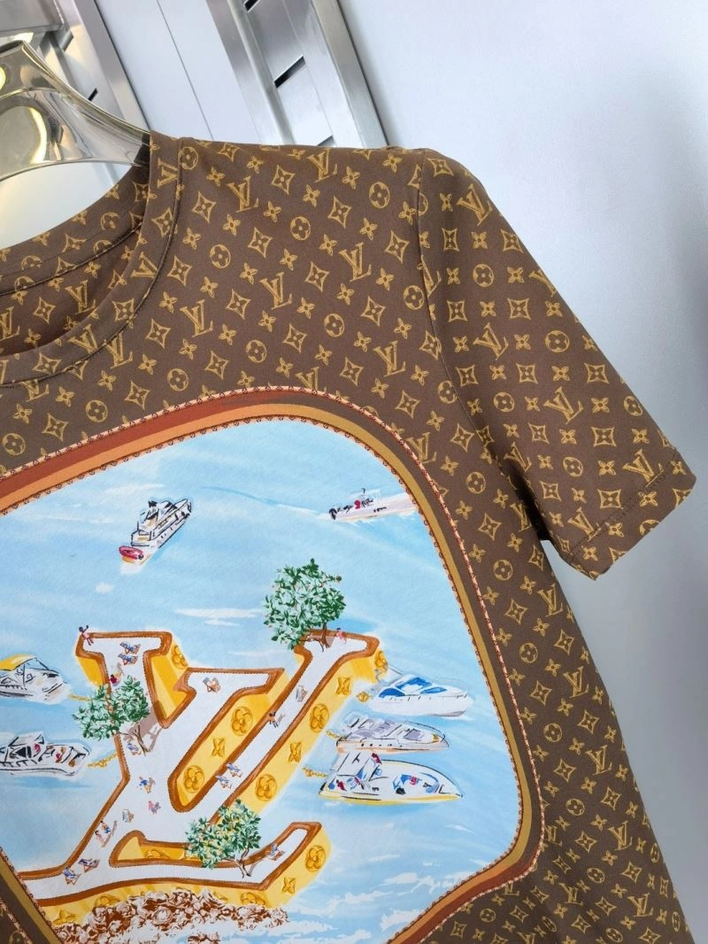 Louis Vuitton T-Shirts Comfortable 132602