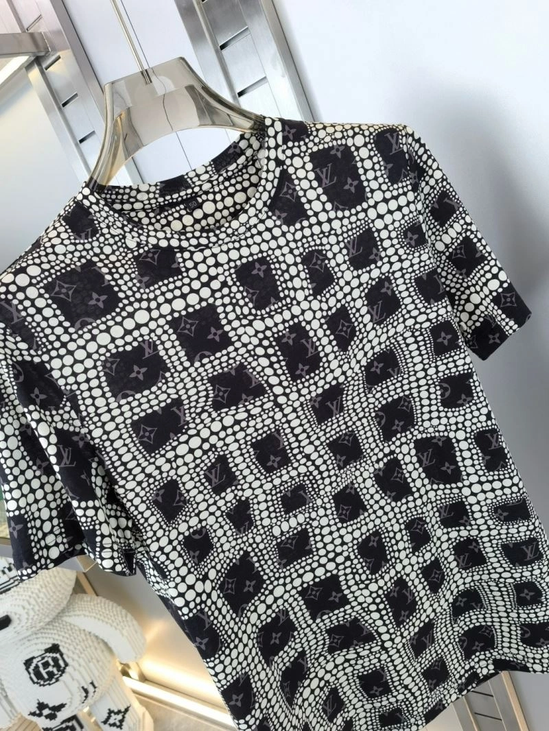 Louis Vuitton T-Shirts Comfortable 132575