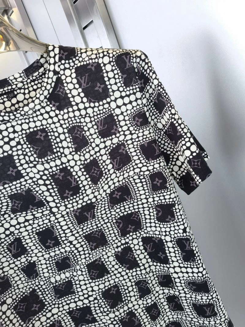 Louis Vuitton T-Shirts Comfortable 132575