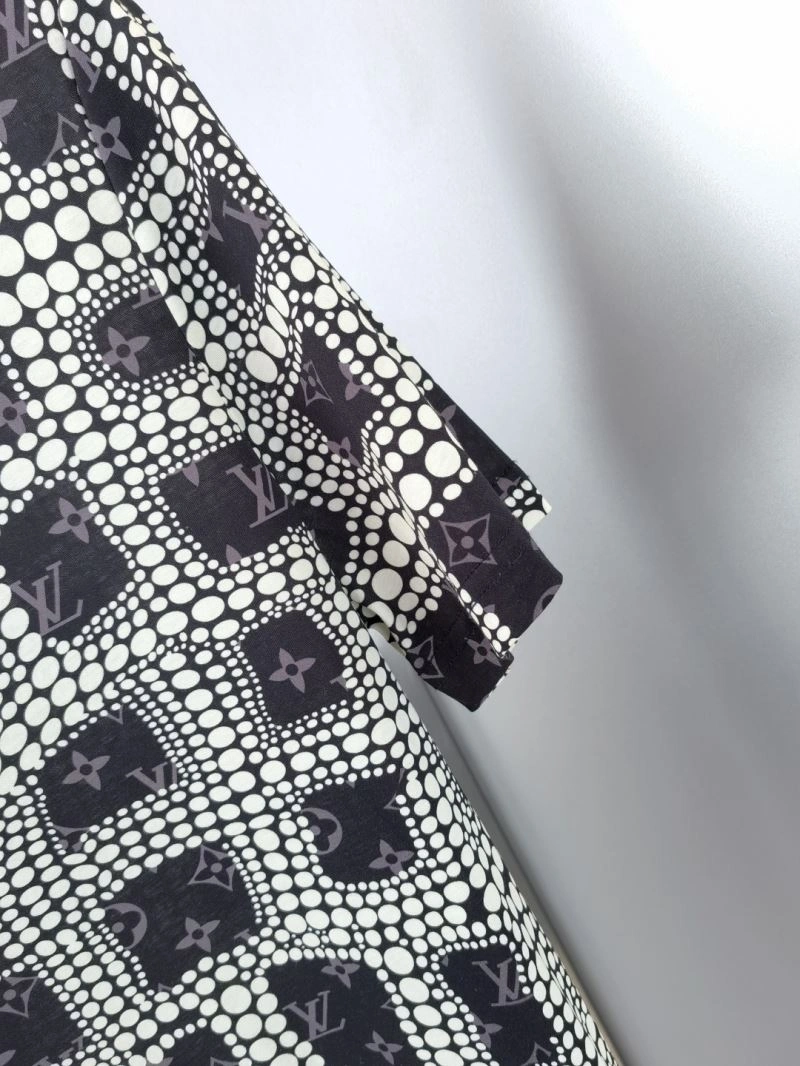 Louis Vuitton T-Shirts Comfortable 132575