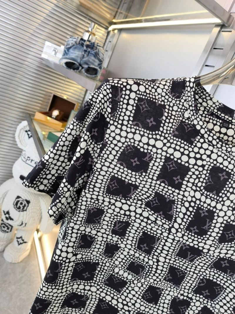 Louis Vuitton T-Shirts Comfortable 132575