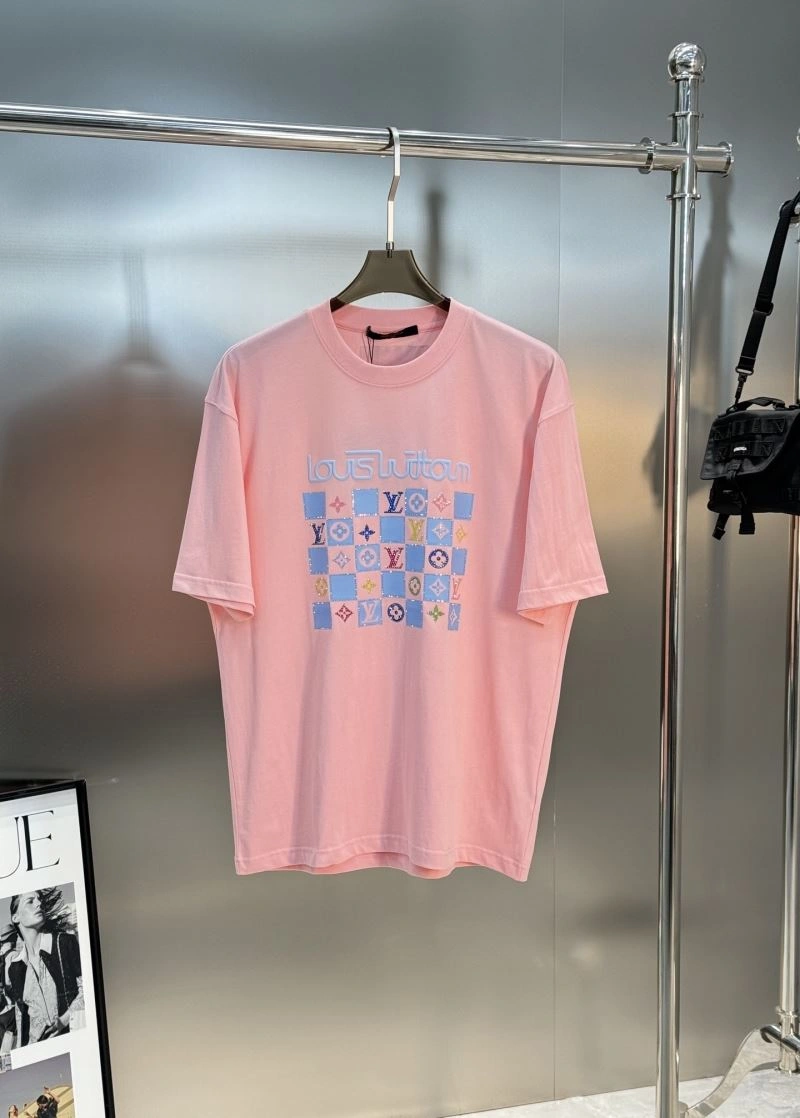 AllSeason Louis Vuitton T-Shirts 132596