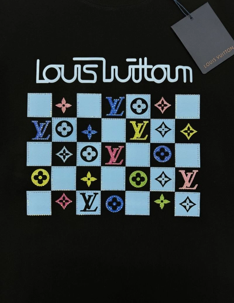 AllSeason Louis Vuitton T-Shirts 132596