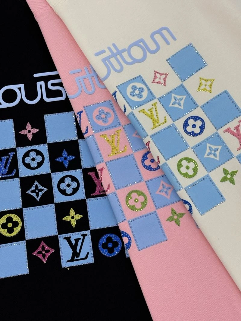 AllSeason Louis Vuitton T-Shirts 132596