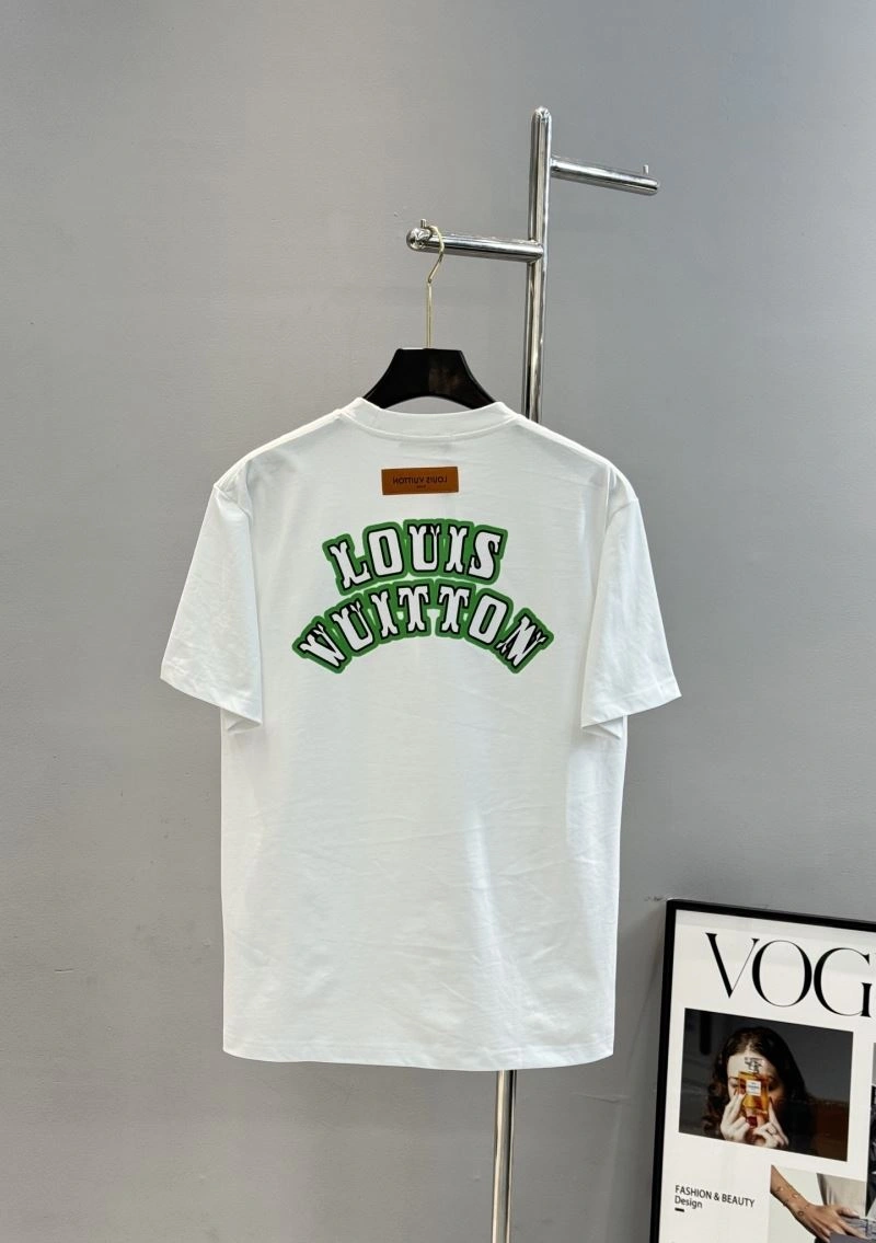 Louis Vuitton T-Shirts Neat 132594