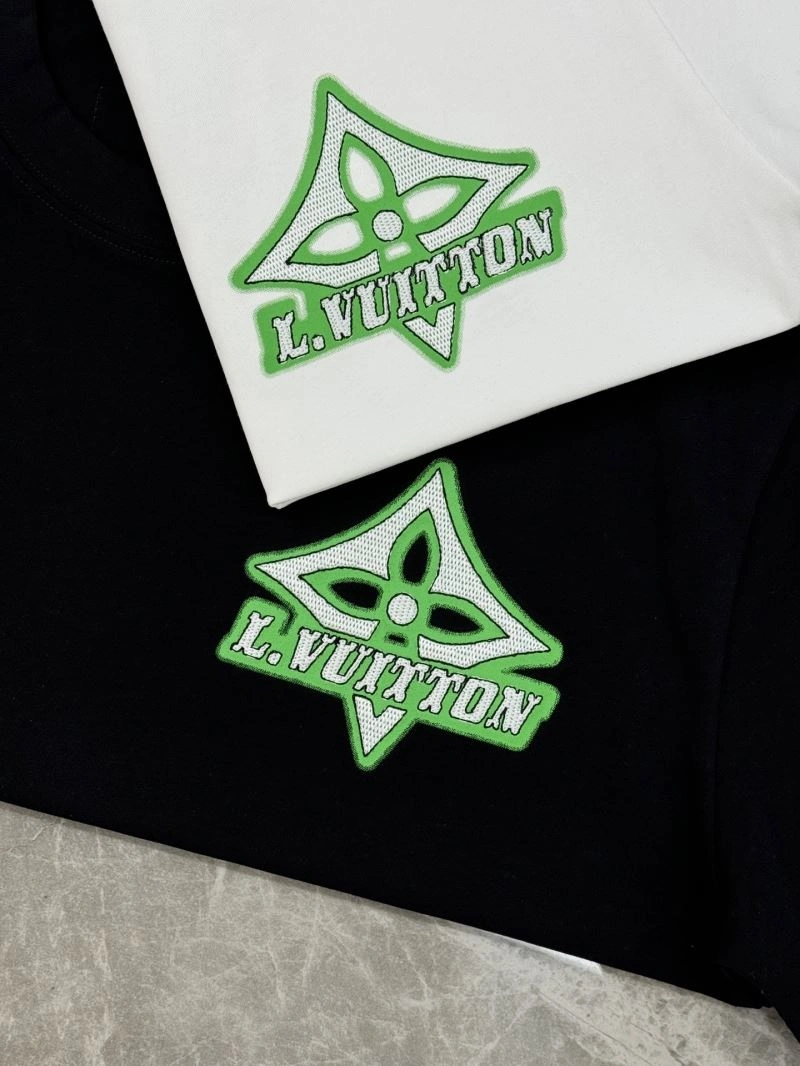 Louis Vuitton T-Shirts Neat 132594