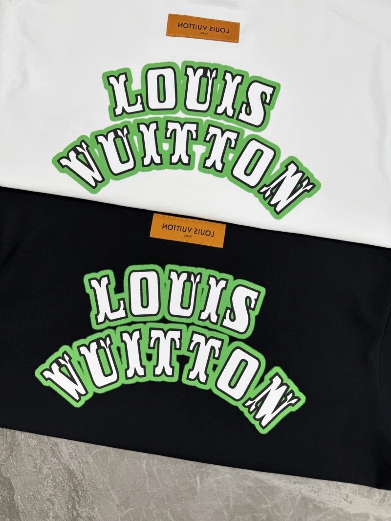 Louis Vuitton T-Shirts Neat 132594