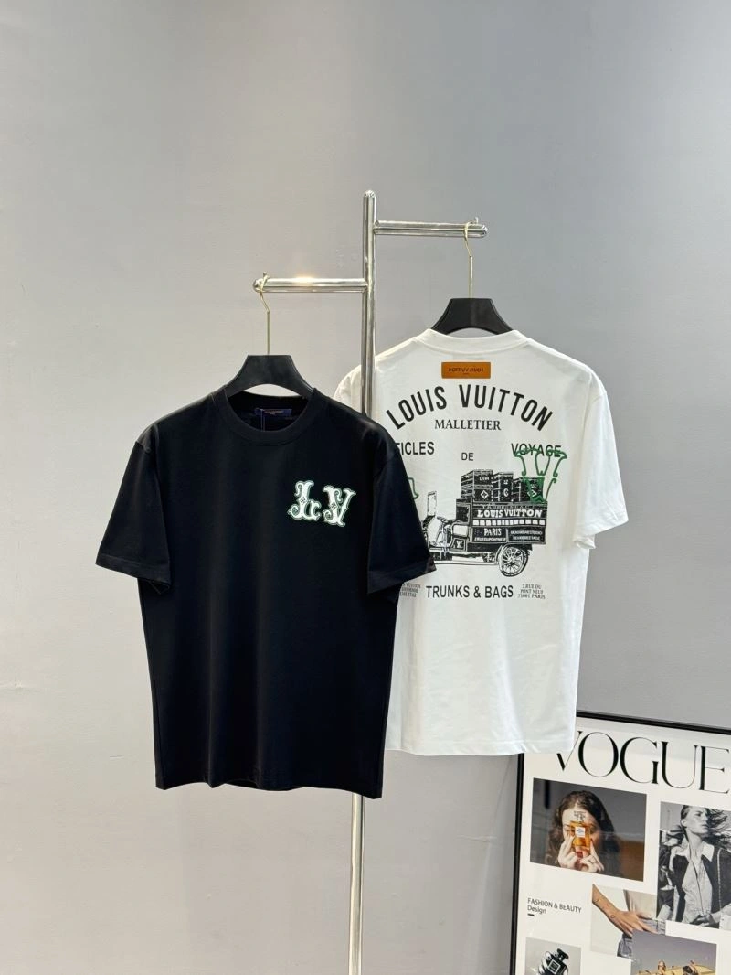 Louis Vuitton T-Shirts Resilient 132578