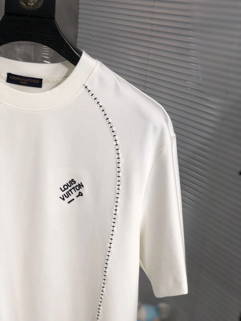 Louis Vuitton T-Shirts WaterResistant 132579