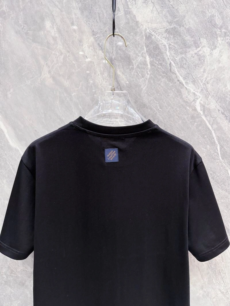 Louis Vuitton T-Shirts Classic 132572