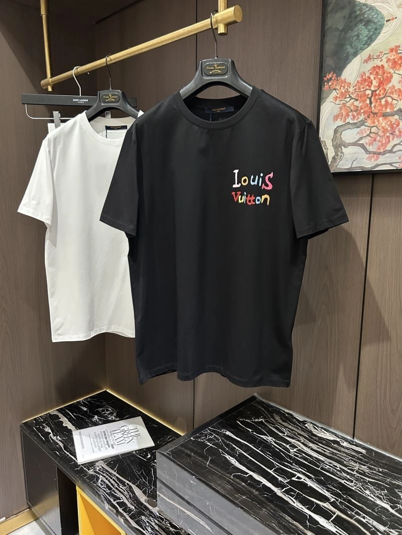 Louis Vuitton T-Shirts Comfortable 132568