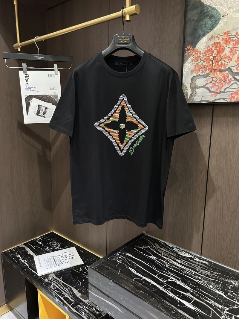 Attractive Louis Vuitton T-Shirts 132564