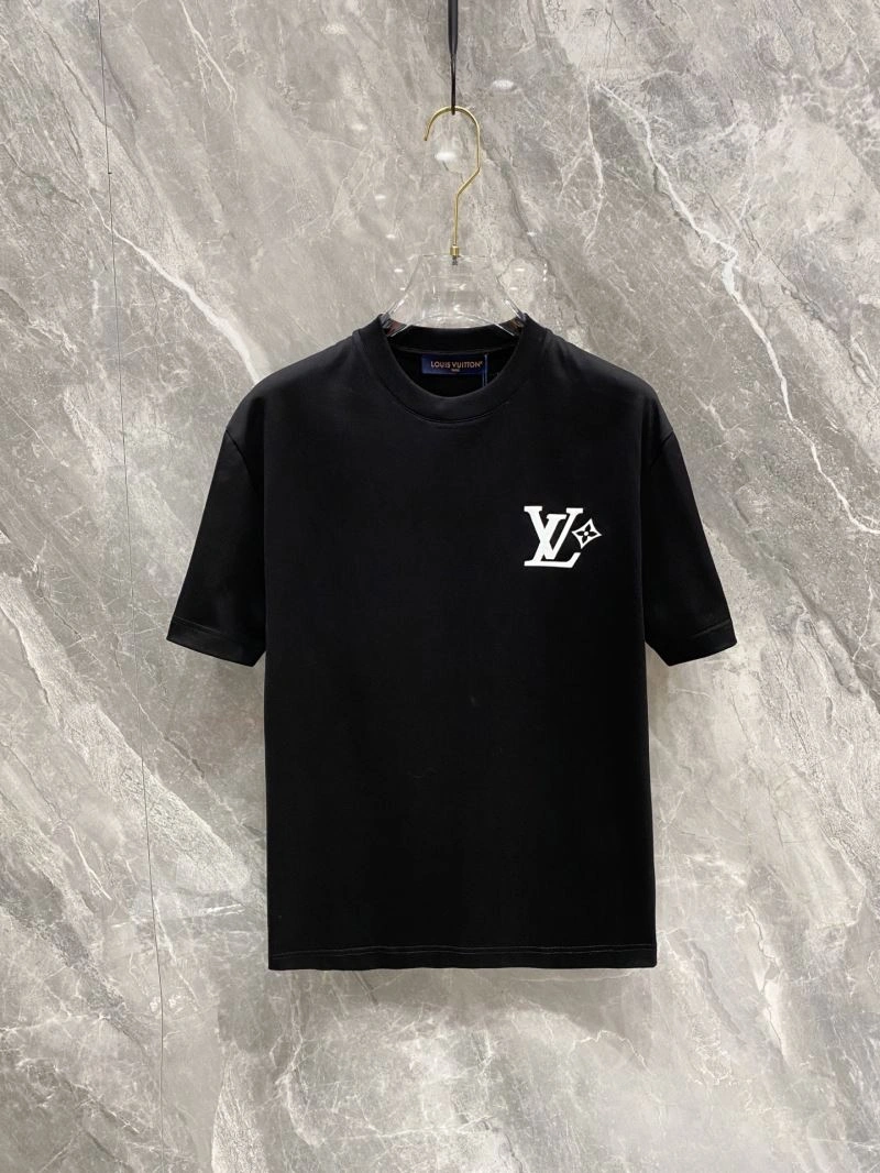 Louis Vuitton T-Shirts Refined 132559
