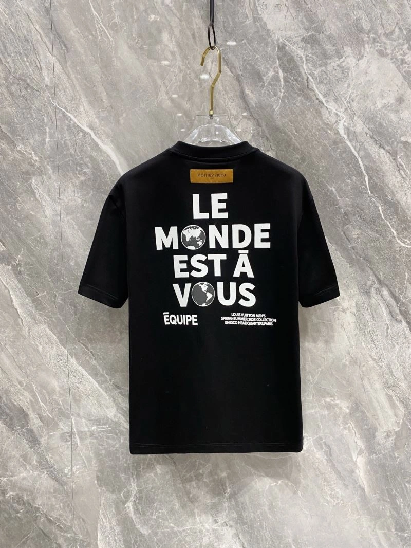 Louis Vuitton T-Shirts Refined 132559