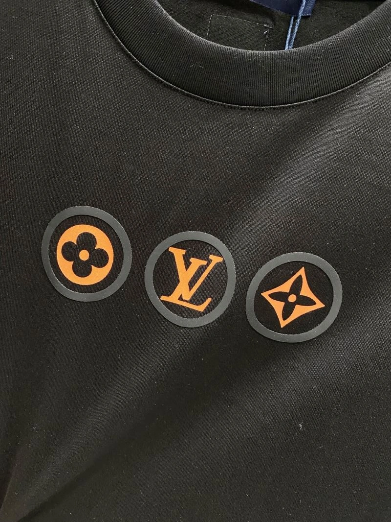 Louis Vuitton T-Shirts Chic 132539