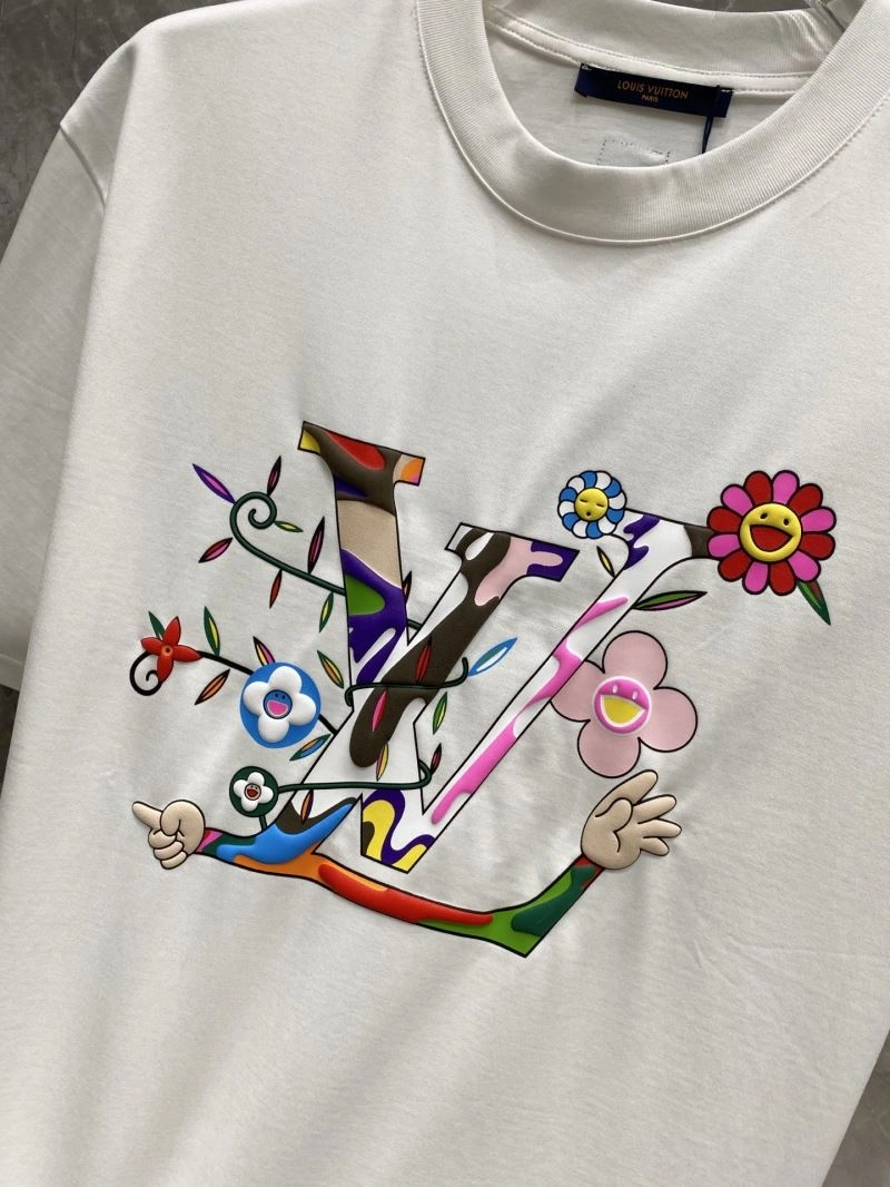 Fashionable Louis Vuitton T-Shirts 132540