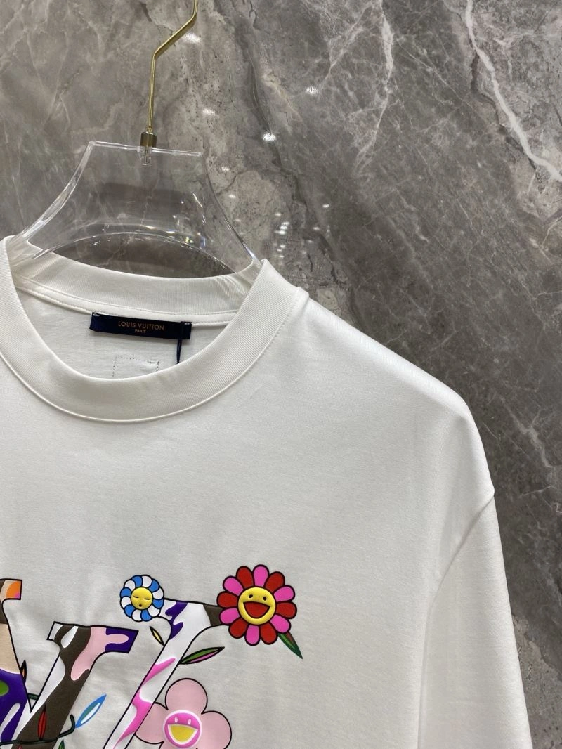 Fashionable Louis Vuitton T-Shirts 132540