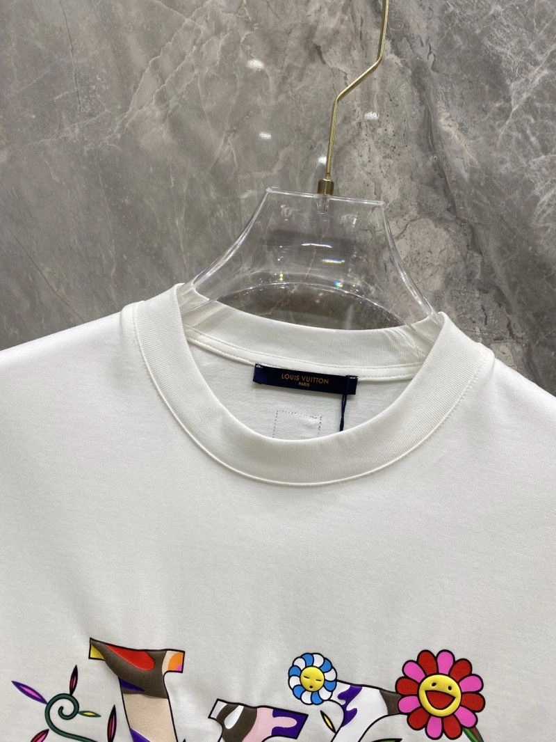 Fashionable Louis Vuitton T-Shirts 132540