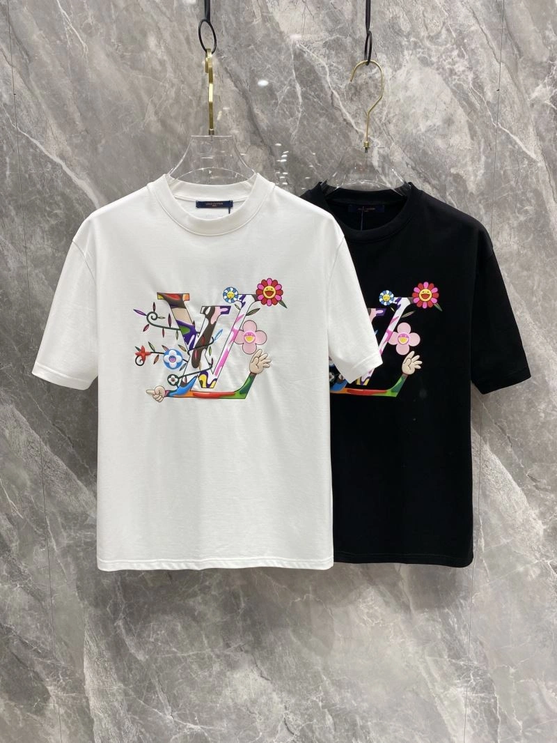 Fashionable Louis Vuitton T-Shirts 132540