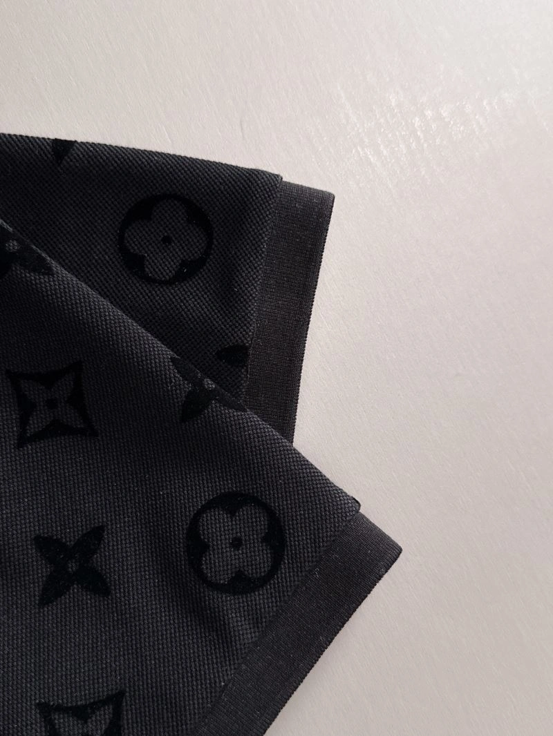 Louis Vuitton T-Shirts Flexible 132548