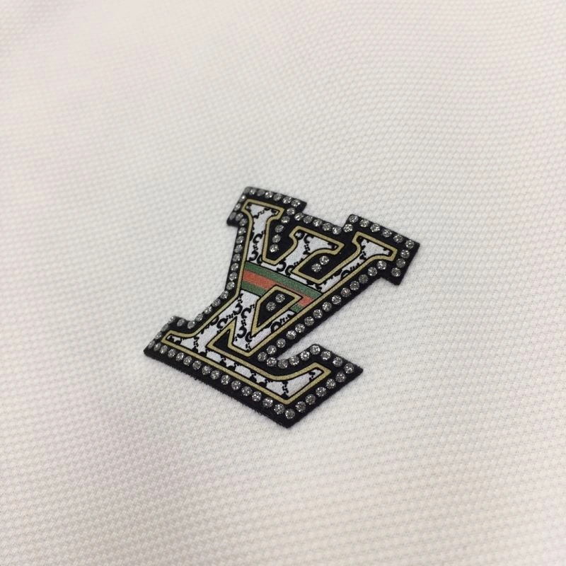 Unisex Louis Vuitton T-Shirts 132552